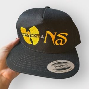 The Classic Black and Yellow Snapback Hat